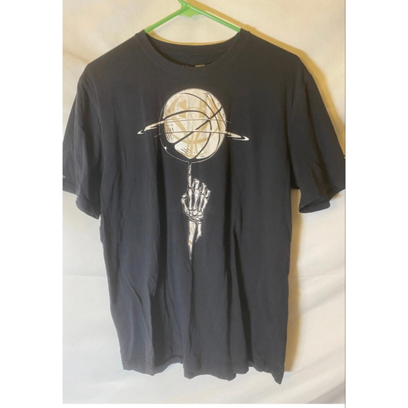 Under Armour Mens Size M Medium Basketball Shirt Tee Tshirt Black Skeleton Cool - Picture 1 of 1